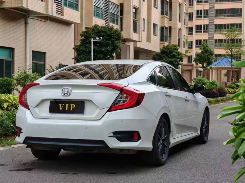 本田思域 后面外观三