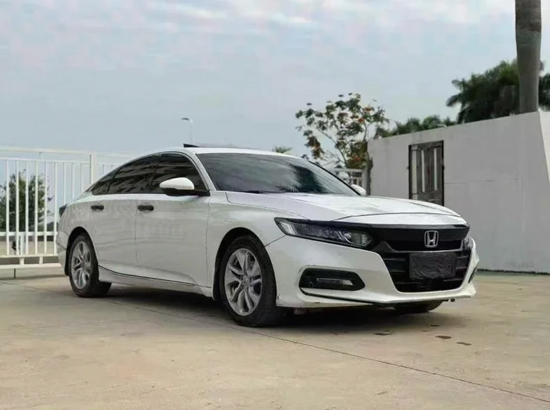 本田雅阁 正面外观二