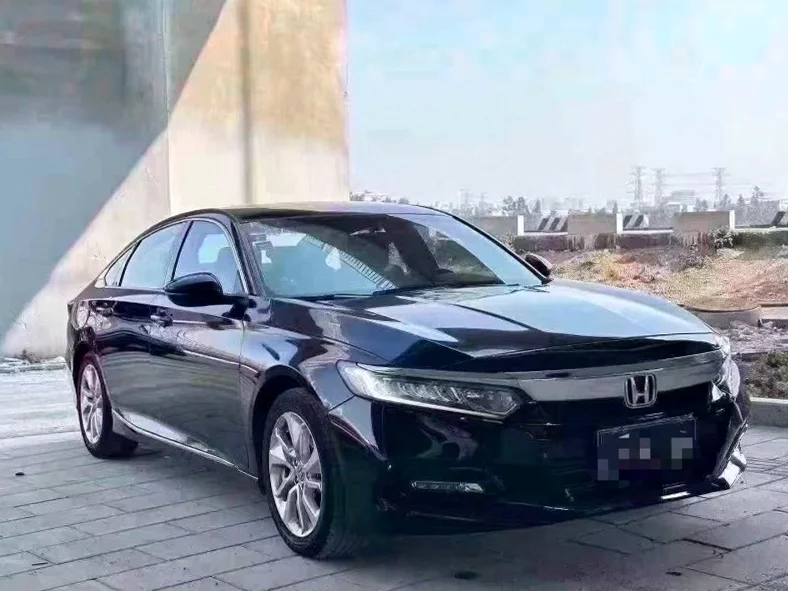 本田雅阁 正面外观二