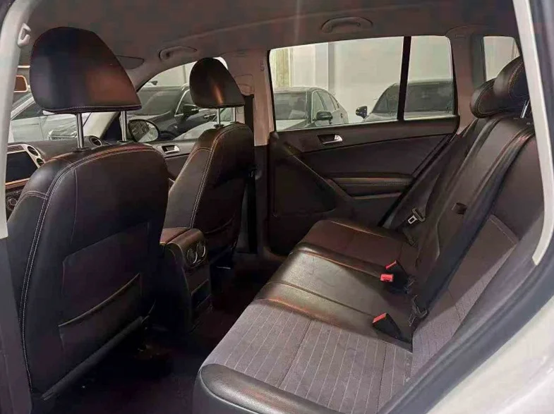 大众途观 后面外观二