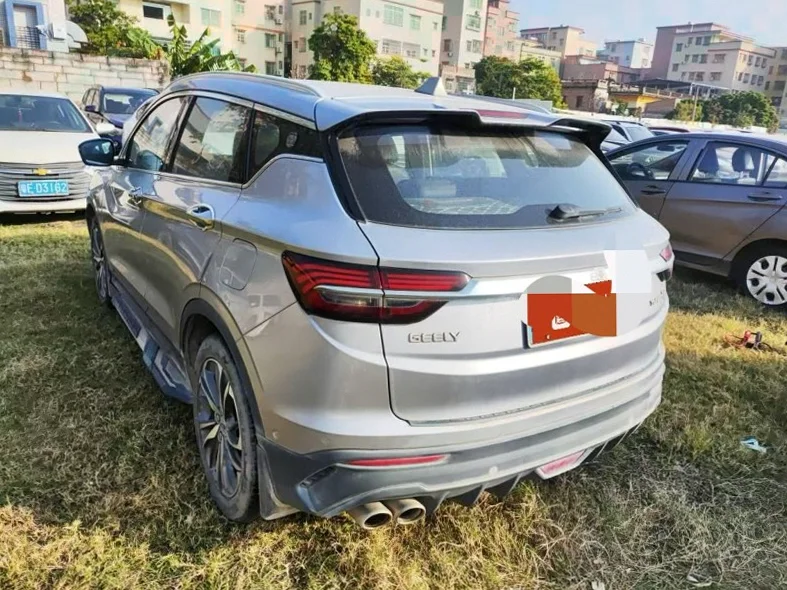 吉利缤越 后面外观一