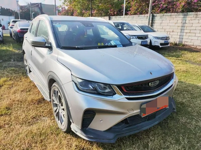 吉利缤越 正面外观二