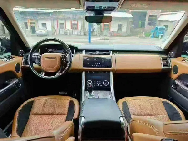 路虎揽胜运动 后面外观一