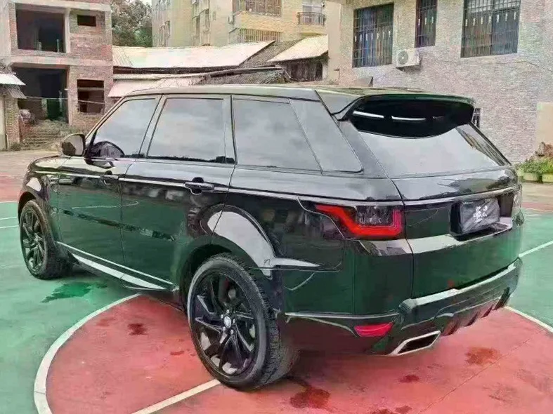 路虎揽胜运动 内饰后排