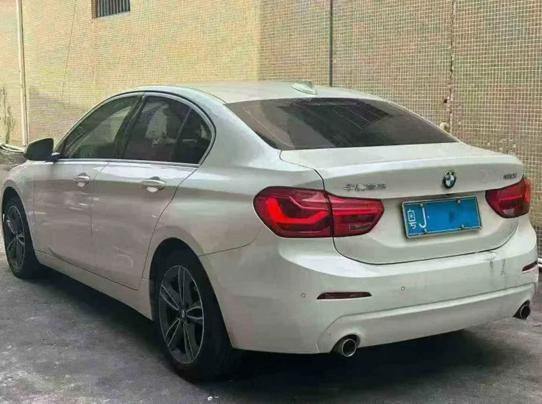 宝马1系 后面外观二