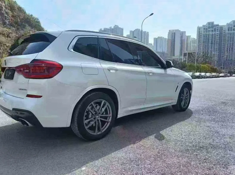 宝马X3 内饰前排