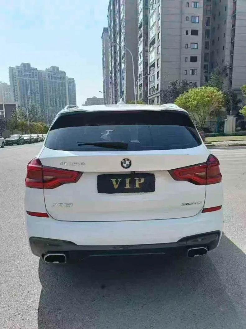 宝马X3 内饰后排