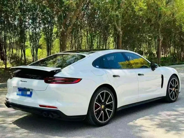 保时捷帕拉梅拉 驾驶室