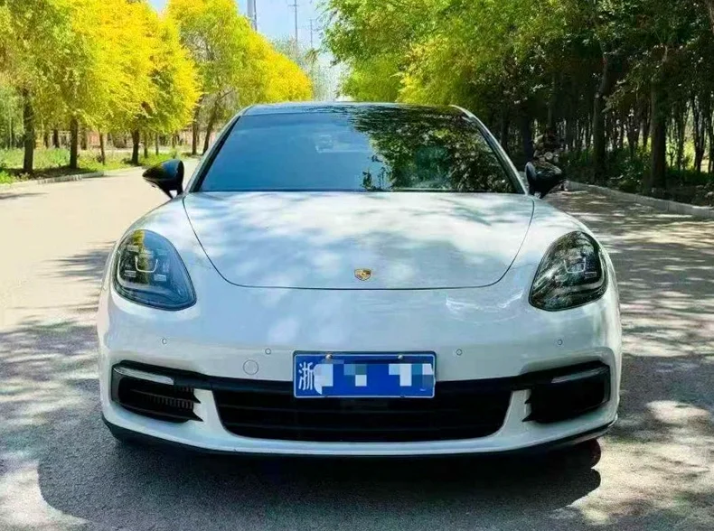 20年保时捷帕拉梅拉Panamera4 2.9T