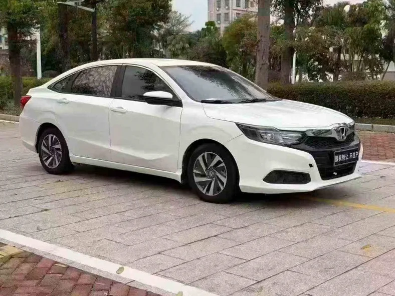 本田凌派 正面外观三