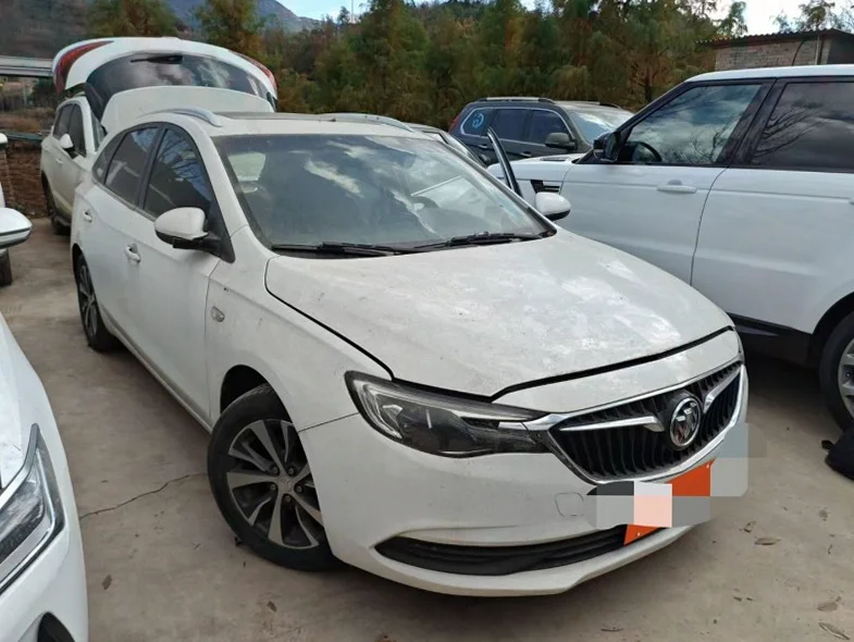 别克阅朗 正面外观二