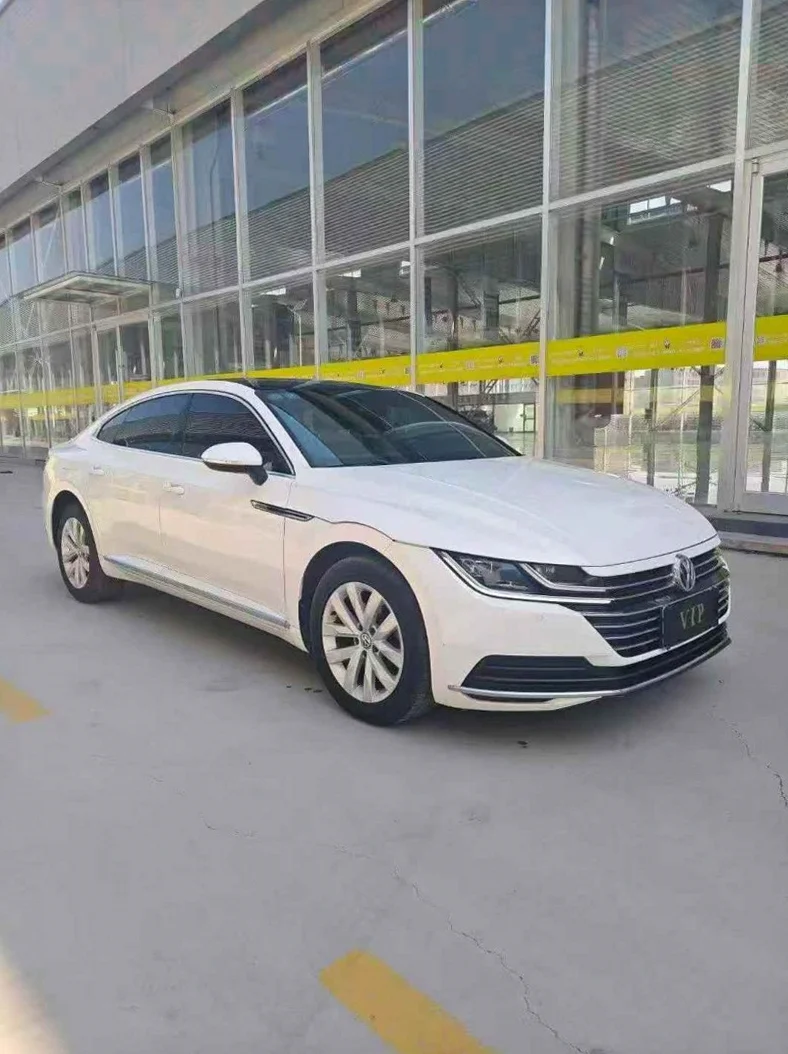 大众CC 正面外观三