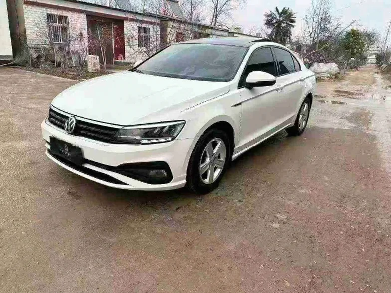 大众凌渡 正面外观三