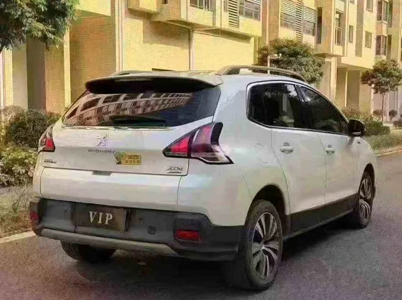 东风标致 内饰前排