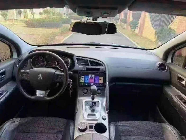 东风标致 后面外观二