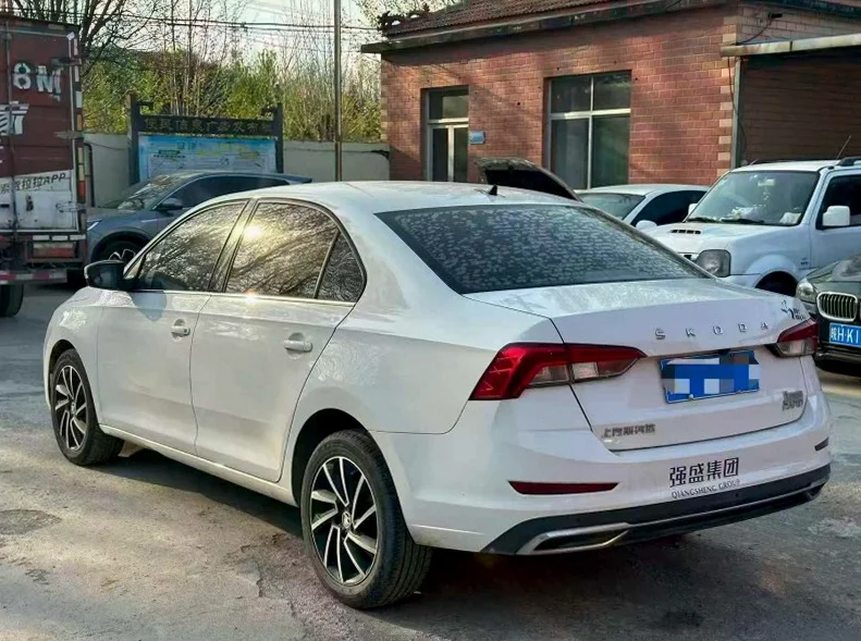 斯柯达昕锐 内饰后排