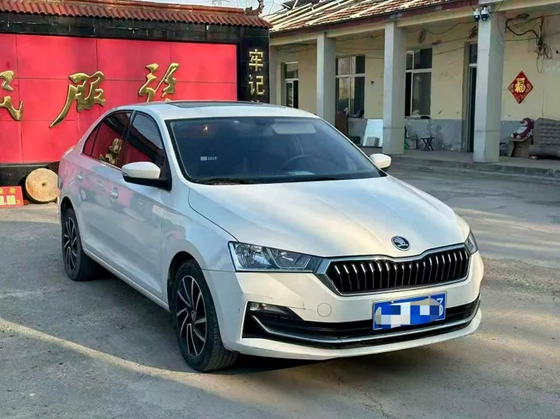 斯柯达昕锐 正面外观三