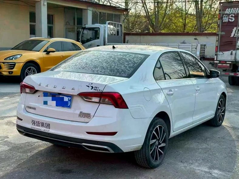 斯柯达昕锐 内饰前排