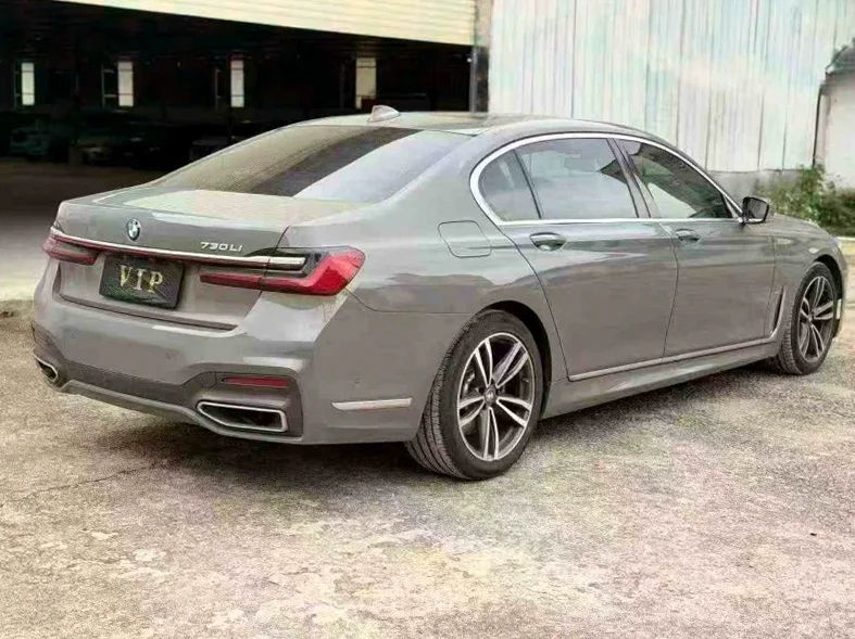 宝马7系 内饰后排