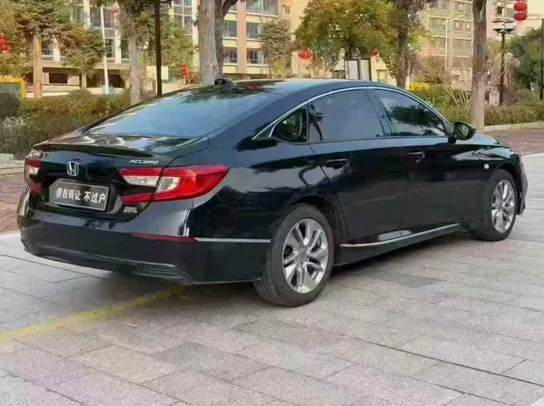 本田雅阁 内饰前排