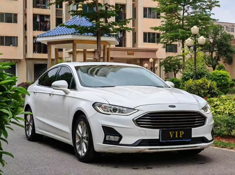 福特蒙迪欧 正面外观二