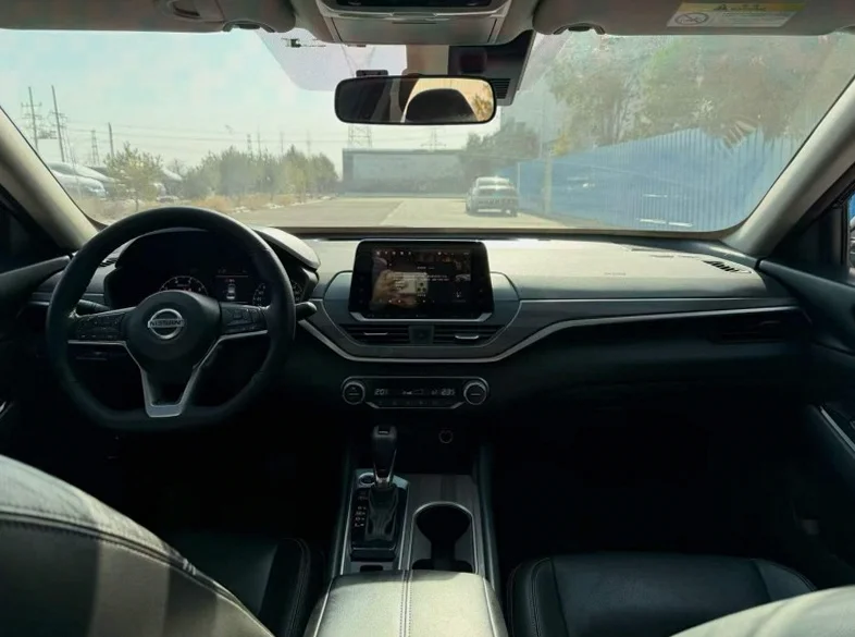 日产天籁 后面外观二