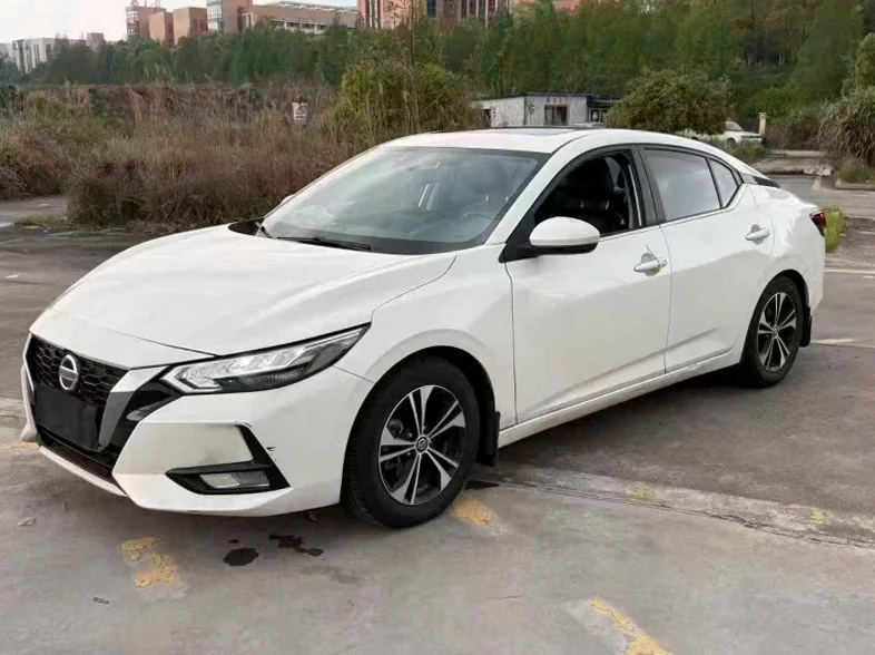 日产轩逸 正面外观三