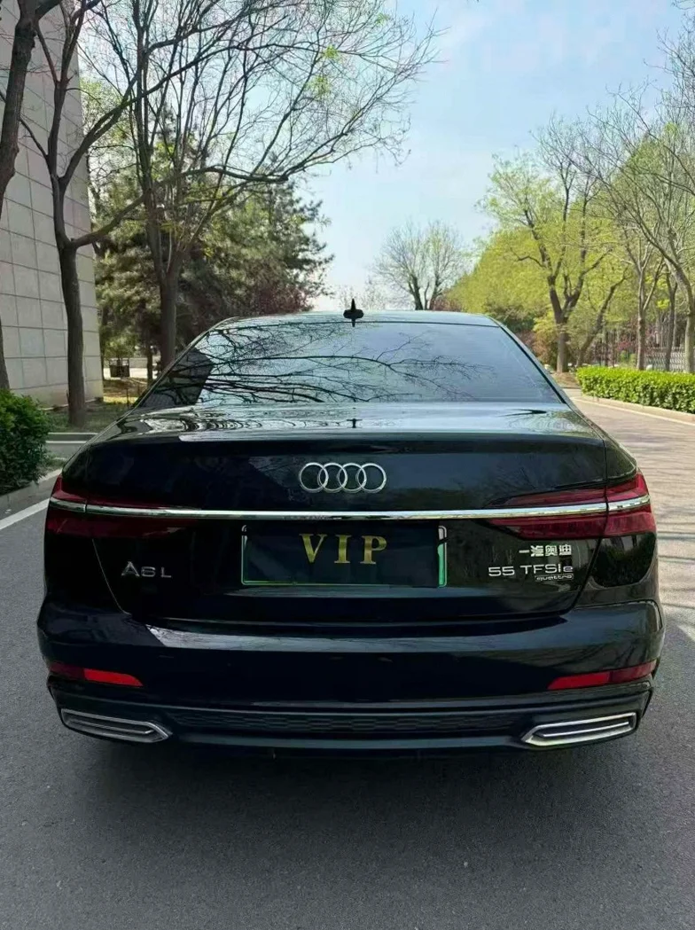 奥迪A6L 后面外观二
