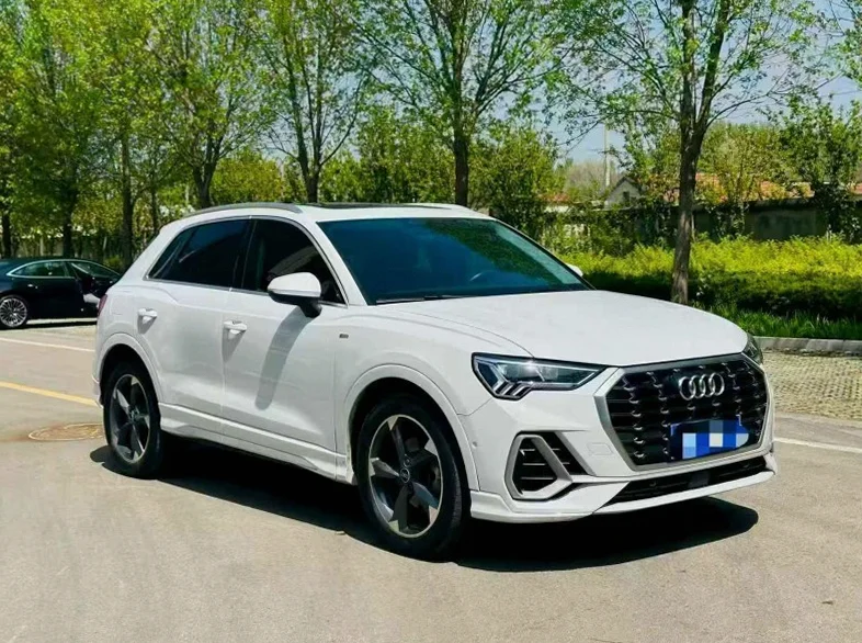 奥迪Q3 正面外观三