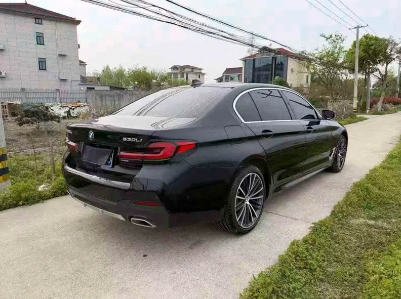 宝马5系 内饰后排