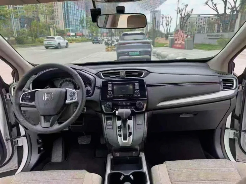 本田CRV 后面外观一