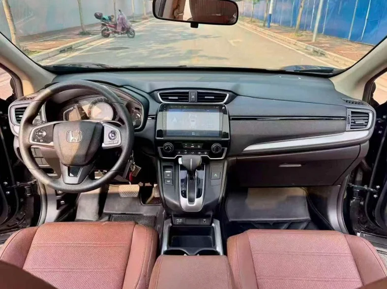 本田CRV 后面外观二