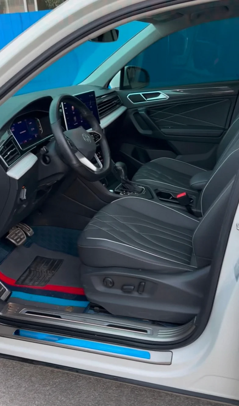 大众途观 后面外观一