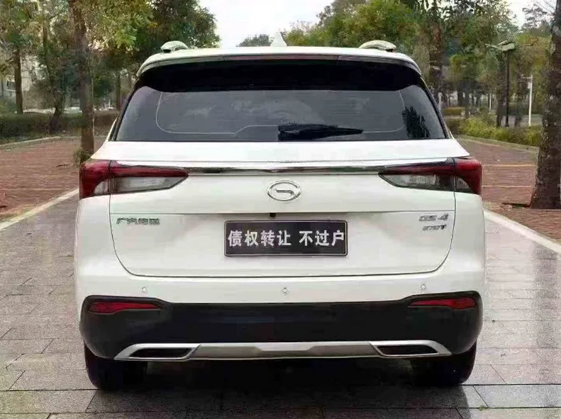 传祺GS4 内饰后排