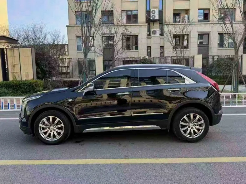 凯迪拉克XT4 正面外观二