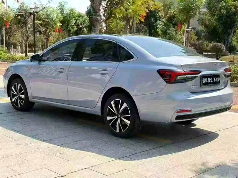 上汽集团飞凡ER6 驾驶室