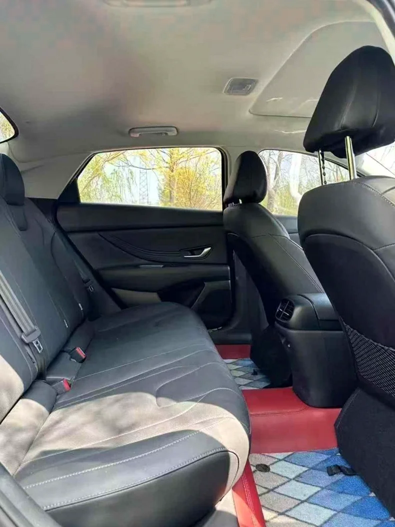 现代菲斯塔 后面外观一