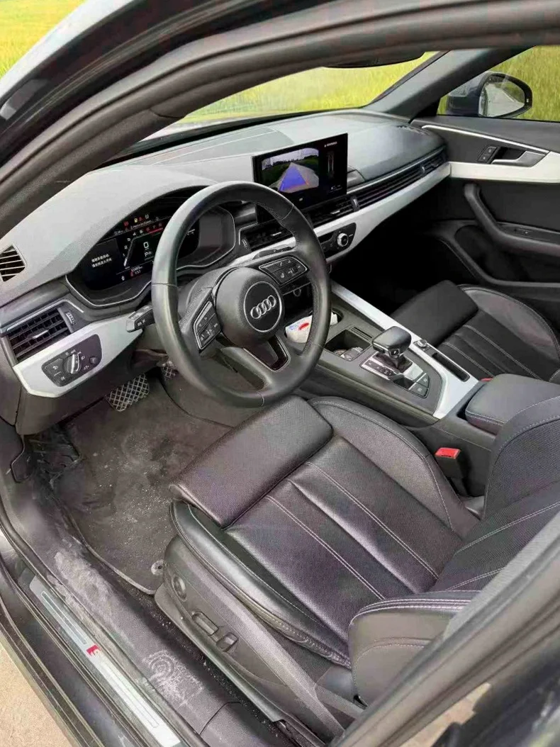 奥迪A4L 后面外观二