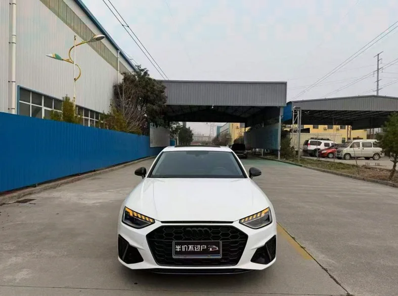 23年奥迪A4L 2.0T高配