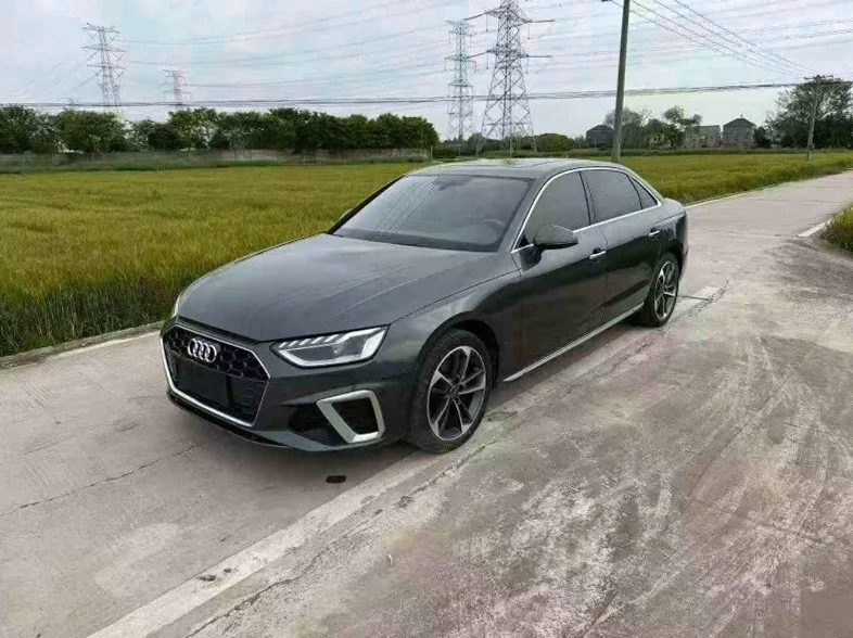 奥迪A4L 正面外观三