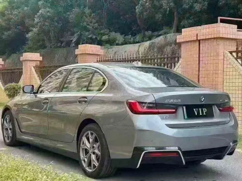 宝马I3 内饰前排