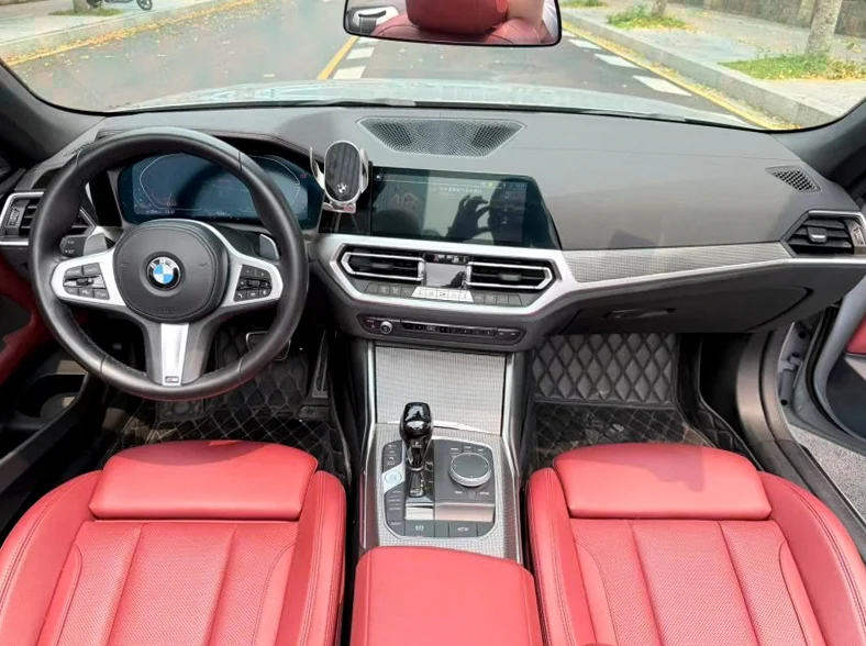 宝马4系 内饰后排