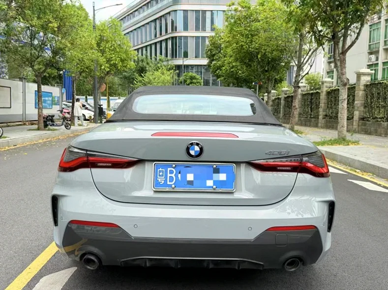 宝马4系 内饰前排