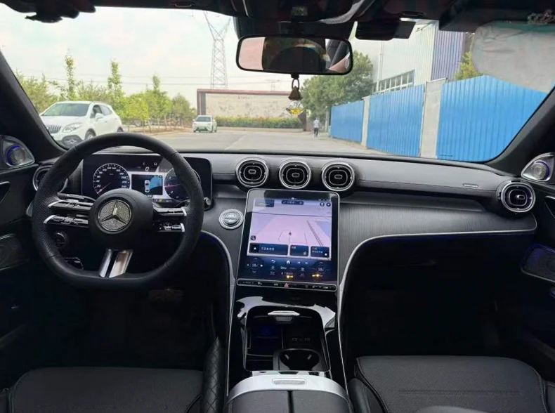 奔驰C 后面外观三