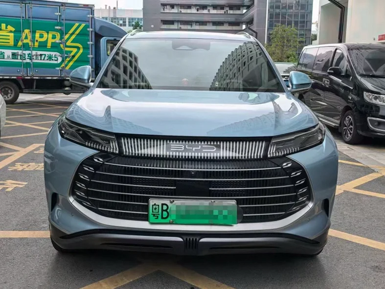 23年比亚迪护卫舰077DM-i 100km旗舰版