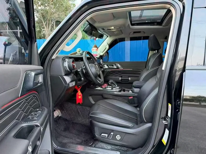 长城汽车坦克 后面外观一