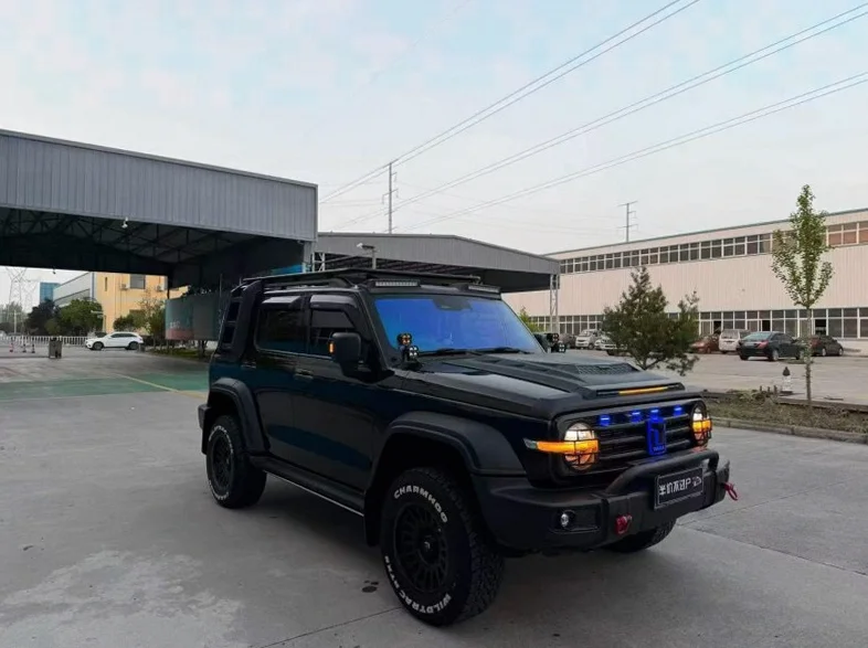 长城汽车坦克 正面外观二