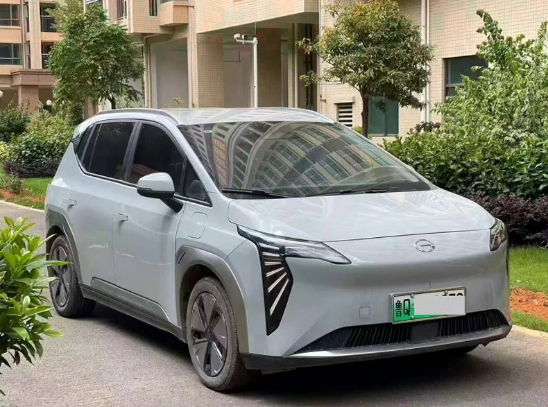 传祺埃安Y 正面外观二