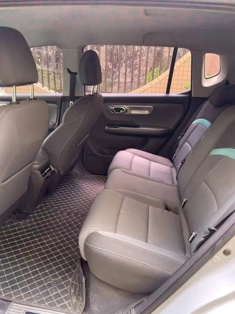 传祺埃安Y 内饰后排