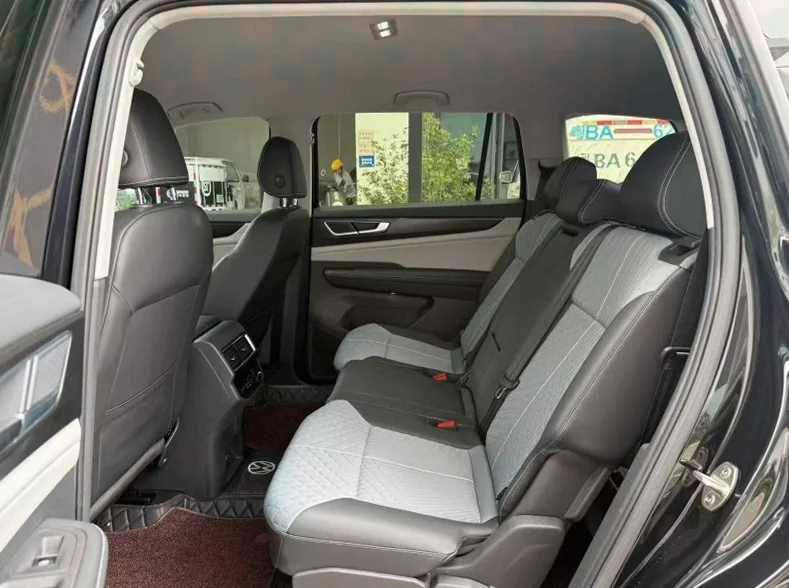 大众途昂 后面外观二